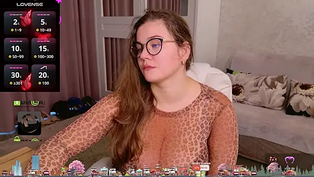 Snapshot of KellyKleine chatting on November 2025 06:35:01 AM KellyKleine online show from November 2025 06:35:01 AM