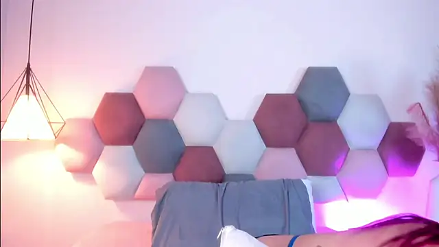 JupiteFox online show from January 2025 03:00:01 PM