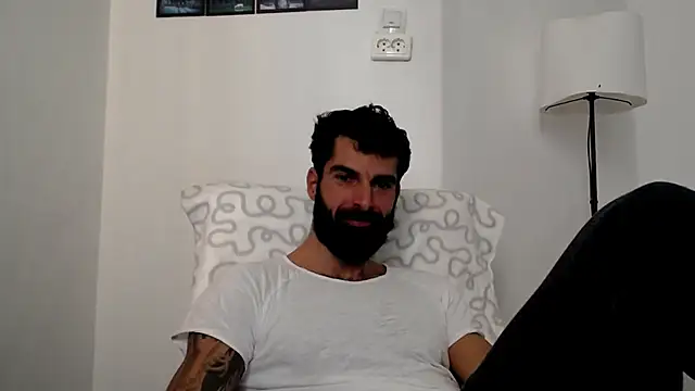 Verycutex online show from November 2025 08:36:02 AM