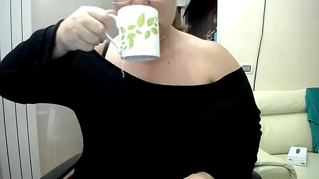 SutraLove online show from March 2025 05:58:01 PM