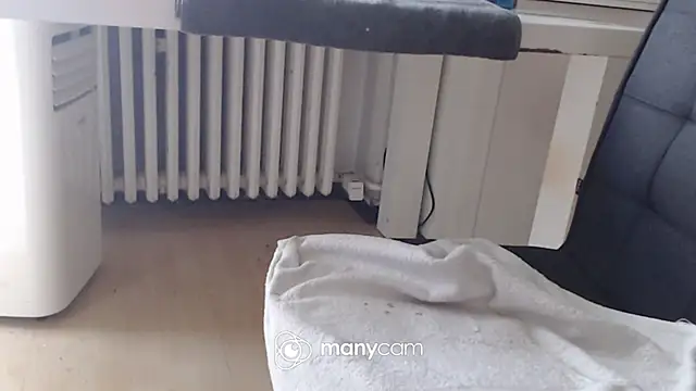 Supermen12171 online show from April 2026 07:11:01 AM