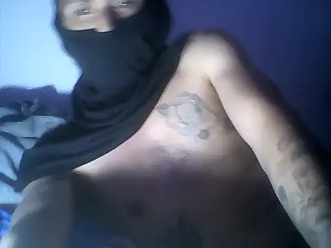 Snapshot of seroe_420 chatting on November 2025 04:39:01 PM seroe 420 online show from November 2025 04:39:01 PM