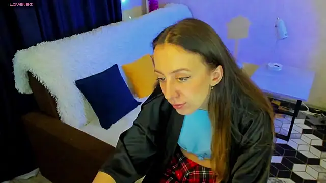 CurlySteph online show from March 2025 06:23:02 PM