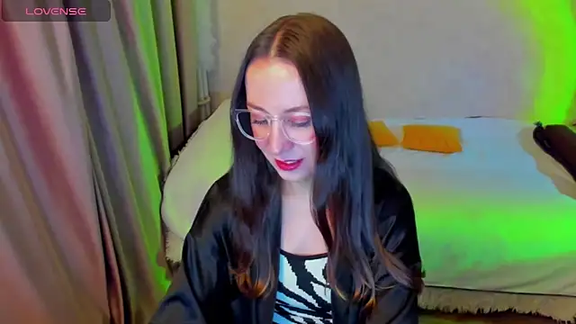 CurlySteph online show from February 2026 07:12:01 PM