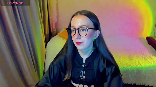 CurlySteph online show from March 2026 06:18:02 PM