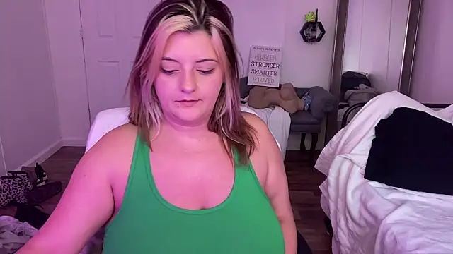 magicsparkles online show from February 2025 09:42:02 PM