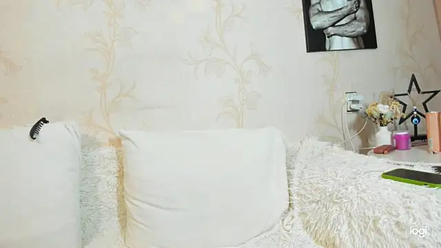 EmmaAmazingEyes online show from May 2026 09:34:02 PM