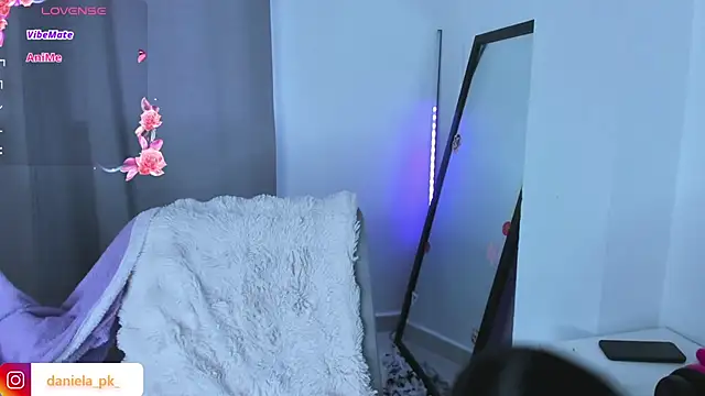 roxy pk  online show from February 2026 07:30:02 PM