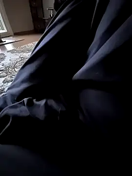 YourPersonall online show from November 2025 10:20:02 PM