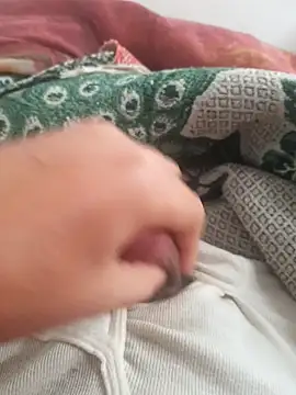 Ummfuss1 online show from December 2024 02:31:02 PM