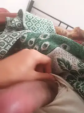 Ummfuss1 online show from December 2024 02:44:01 PM