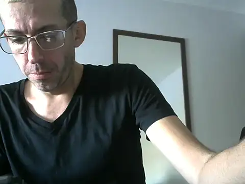 Snapshot of smokenstrokex chatting on December 2024 03:22:02 PM smokenstrokex online show from December 2024 03:22:02 PM