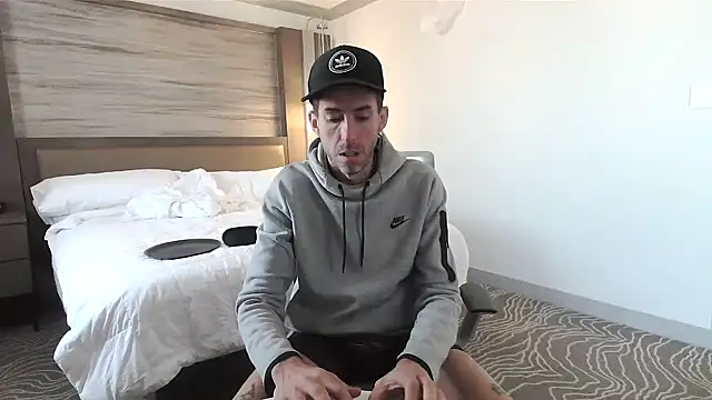 Snapshot of smokenstrokex chatting on February 2026 03:42:01 PM smokenstrokex online show from February 2026 03:42:01 PM