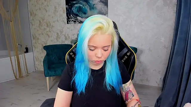 EnergyBunny 1 online show from December 2025 07:23:02 PM