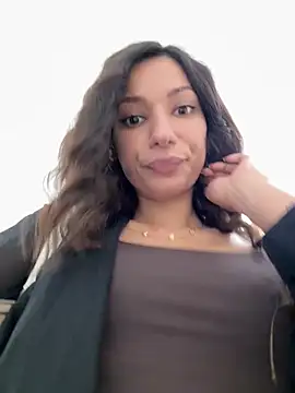  MiaQueen  online show from June 2026 08:44:01 PM