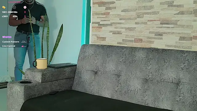 Snapshot of mr_david_cox chatting on March 2025 11:38:02 AM mr david cox online show from March 2025 11:38:02 AM