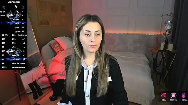 KylieMellow online show from April 2026 05:18:02 AM