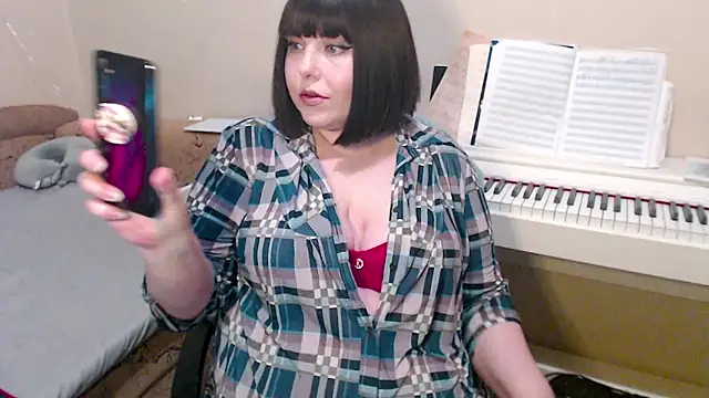 BettyMilla online show from February 2026 06:26:01 PM