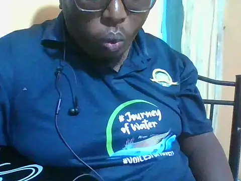 honeyswit online show from May 2026 10:15:02 PM
