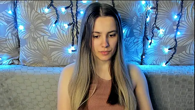 MaggieCake online show from March 2026 01:54:02 AM