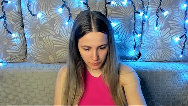 Snapshot of MaggieCake chatting on June 2026 12:50:02 AM MaggieCake online show from June 2026 12:50:02 AM