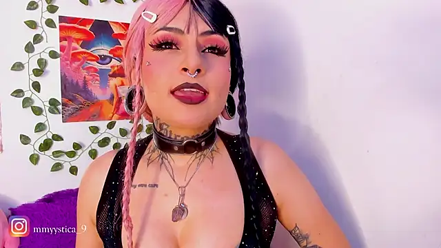 Snapshot of Rainnbow_ chatting on February 2026 05:00:02 AM Rainnbow online show from February 2026 05:00:02 AM