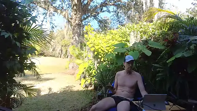 Snapshot of eliberator1777 chatting on January 2025 08:25:01 PM eliberator1777 online show from January 2025 08:25:01 PM