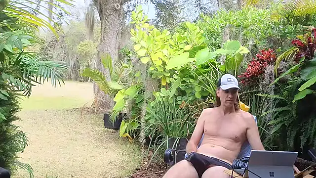 Snapshot of eliberator1777 chatting on February 2025 06:02:01 PM eliberator1777 online show from February 2025 06:02:01 PM