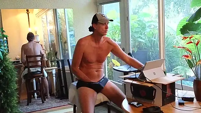 Snapshot of eliberator1777 chatting on October 2025 09:11:01 PM eliberator1777 online show from October 2025 09:11:01 PM