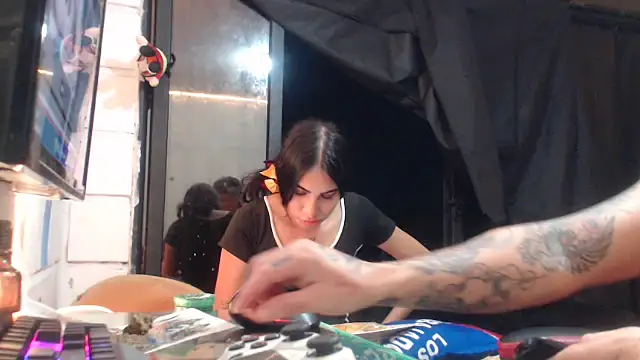 Snapshot of dounolimist777 chatting on December 2025 02:17:02 AM dounolimist777 online show from December 2025 02:17:02 AM