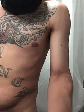 Snapshot of 69RIPsta69 chatting on March 2025 08:45:02 PM 69RIPsta69 online show from March 2025 08:45:02 PM