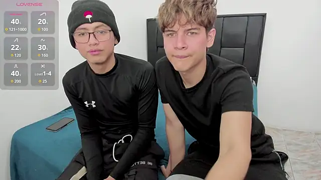 javieryalejandro online show from November 2025 01:33:02 PM