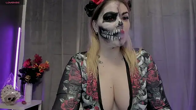 Raven Luna online show from October 2025 06:25:01 AM