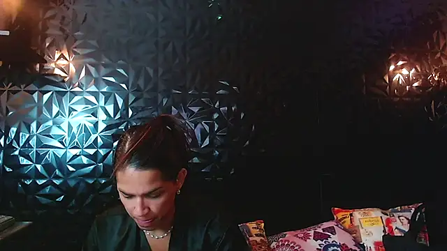 PINK  LOLA1 online show from November 2025 01:19:02 AM