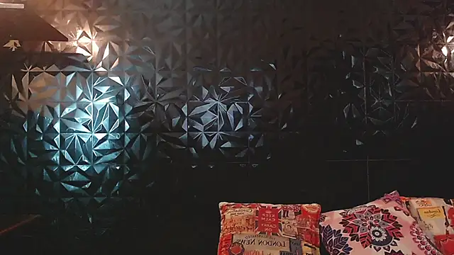 PINK  LOLA1 online show from March 2026 12:21:01 AM