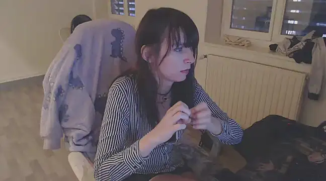 missthon0 online show from December 2024 04:17:01 PM