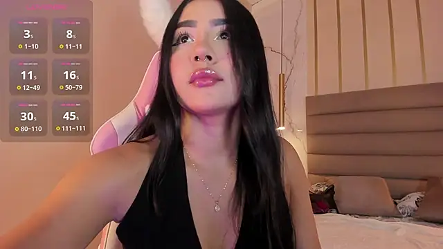 Snapshot of Mariana_sweetest chatting on March 2025 08:10:02 PM Mariana sweetest online show from March 2025 08:10:02 PM