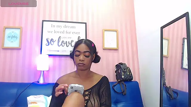 Snapshot of EvelynHeather chatting on March 2025 02:51:01 PM EvelynHeather online show from March 2025 02:51:01 PM