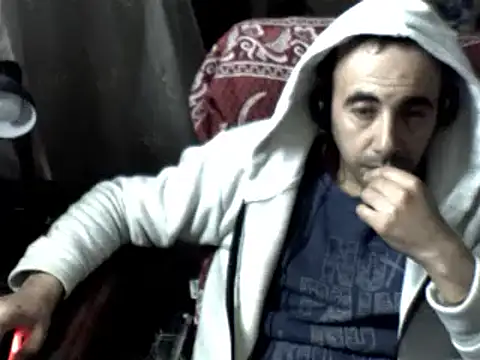 Snapshot of big_heart chatting on January 2025 08:43:02 PM big heart online show from January 2025 08:43:02 PM