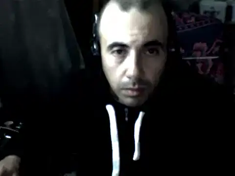 Snapshot of big_heart chatting on March 2026 10:11:01 PM big heart online show from March 2026 10:11:01 PM