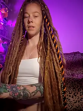 Snapshot of LucidLucy chatting on November 2025 03:39:02 AM LucidLucy online show from November 2025 03:39:02 AM