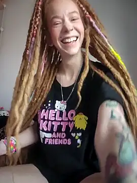 Snapshot of LucidLucy chatting on December 2025 01:52:02 PM LucidLucy online show from December 2025 01:52:02 PM