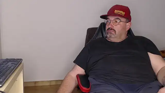 Snapshot of fraboys chatting on February 2025 02:37:01 PM fraboys online show from February 2025 02:37:01 PM