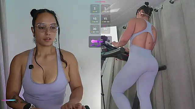 afroditaP  online show from October 2025 12:33:01 AM