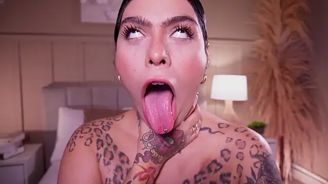 curvyliciousss online show from March 2026 07:42:01 PM