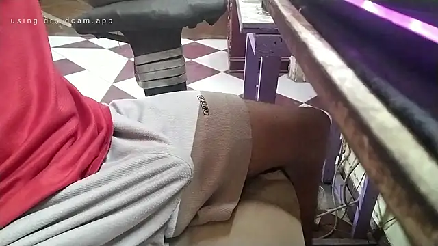 growing20yo online show from October 2025 11:26:02 PM