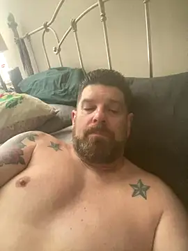 avgman76 online show from November 2025 08:00:01 PM