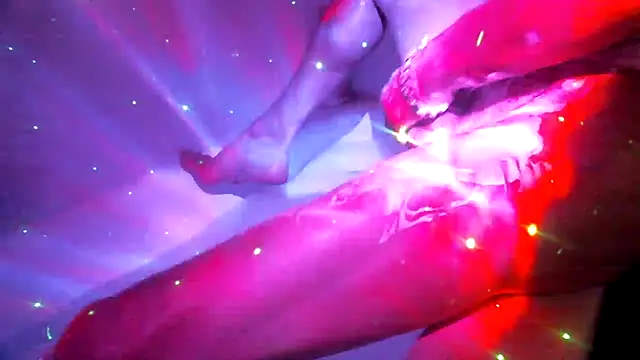 justinewe69 online show from February 2026 04:50:02 AM