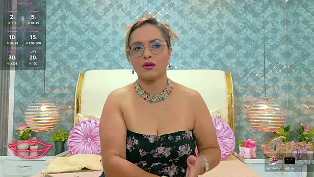 MarilynVega1 online show from November 2025 08:52:02 PM