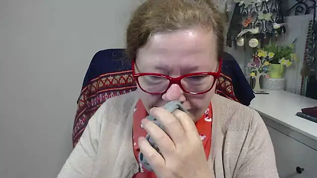 Adelewildx online show from November 2025 05:06:01 AM